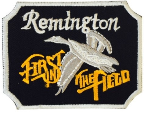 Оружие огня Remington утюжит на заплате вышивки на одежды 9x6cm